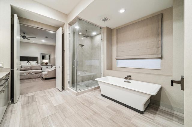 2211 Avalon Place, Houston, TX 77019