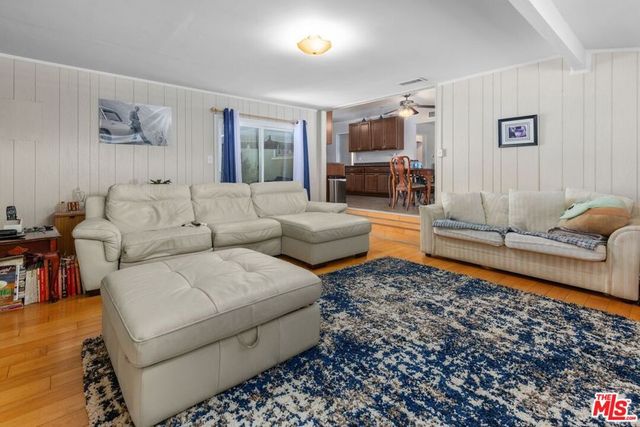 1049 Newhill Street, Glendora, CA 91741