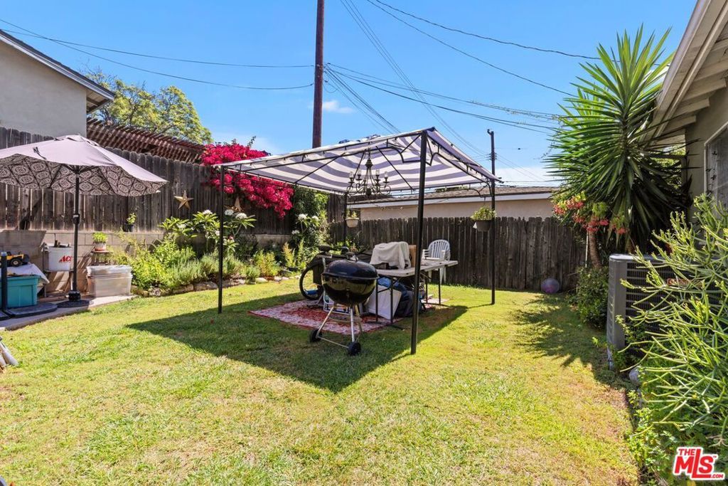 Image 17 of property listing at 1049 Newhill Street, Glendora, CA 91741