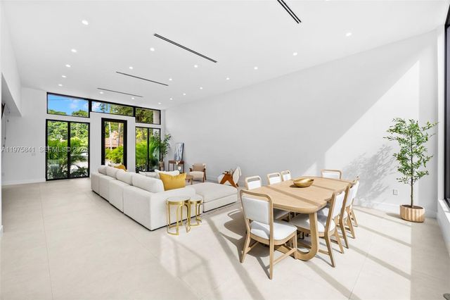 66 NW 50th St, Miami, FL 33127