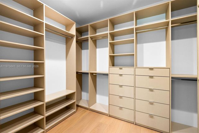 66 NW 50th St, Miami, FL 33127