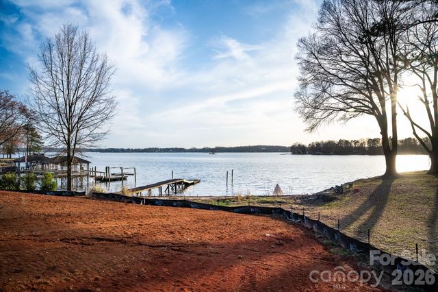 4673 Kiser Island Road, Terrell, NC 28682