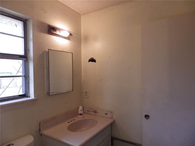 203 North Forest Drive, Willis, TX 77378