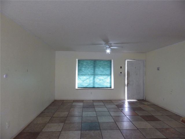 203 North Forest Drive, Willis, TX 77378