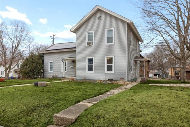 1404 Benton Street, Rockford, IL 61107