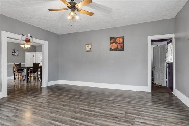 1404 Benton Street, Rockford, IL 61107