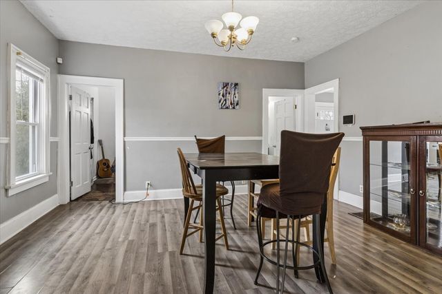 1404 Benton Street, Rockford, IL 61107