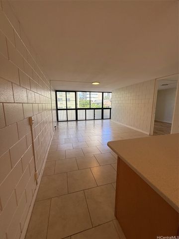1420 Victoria Street 401, Honolulu, HI 96822