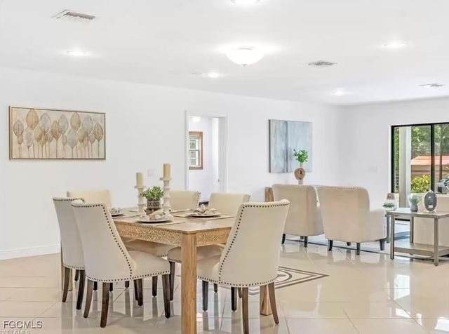 6343 Mark LN, Fort Myers, FL 33966