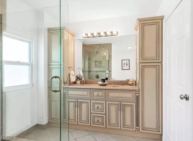 6343 Mark LN, Fort Myers, FL 33966