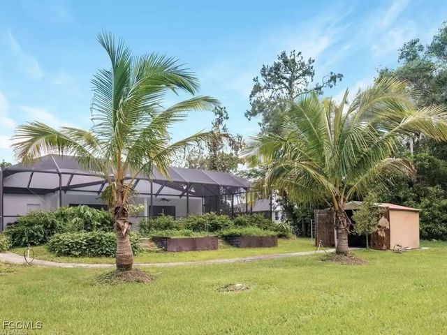 6343 Mark LN, Fort Myers, FL 33966