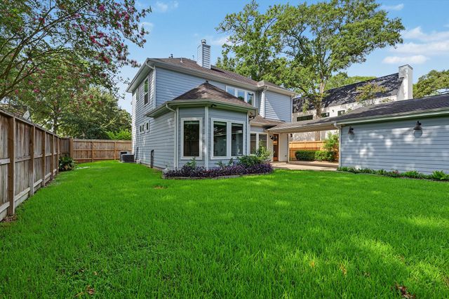 818 W 43rd Street, Houston, TX 77018