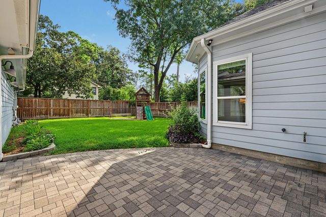 818 W 43rd Street, Houston, TX 77018