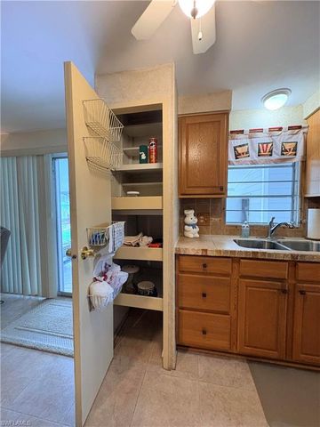 3163 Indian Village LN, North Fort Myers, FL 33917