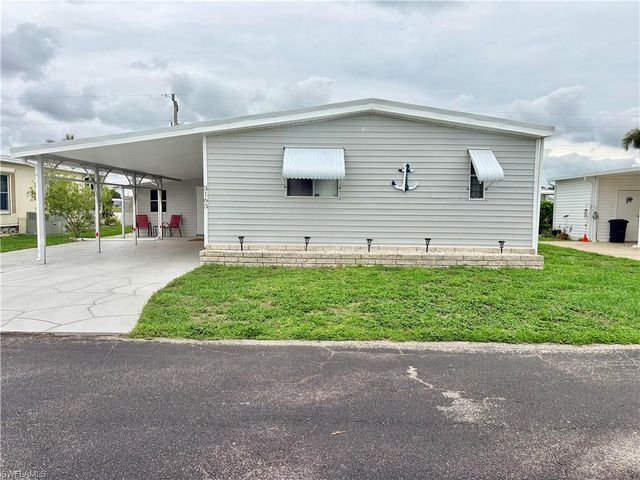3163 Indian Village LN, North Fort Myers, FL 33917
