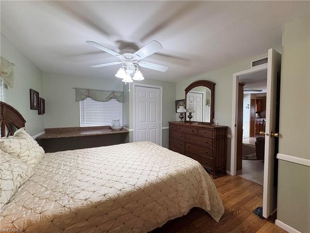 3163 Indian Village LN, North Fort Myers, FL 33917
