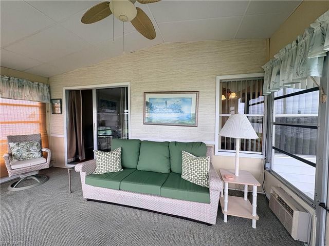 3163 Indian Village LN, North Fort Myers, FL 33917