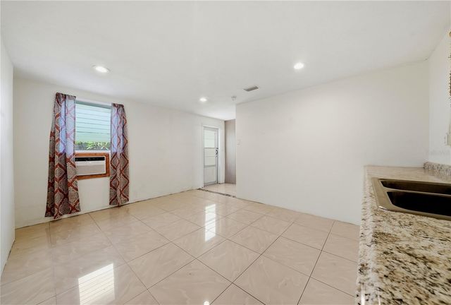 2704 LAWN PLACE, Holiday, FL 34691