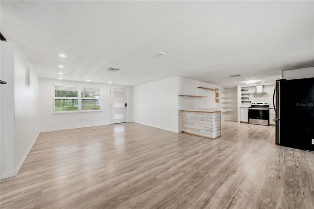 2704 LAWN PLACE, Holiday, FL 34691