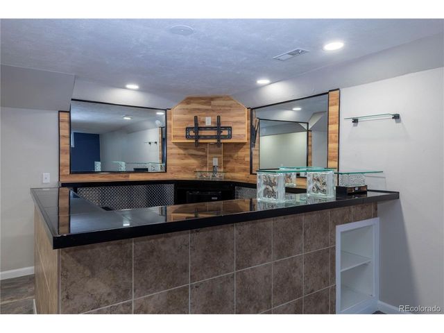 8594 W Fairview Dr, Littleton, CO 80128