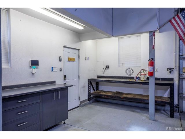 8594 W Fairview Dr, Littleton, CO 80128