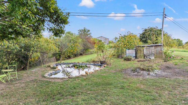 1996 White Conkwright, Winchester, KY 40391