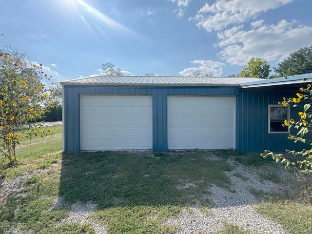 1996 White Conkwright, Winchester, KY 40391