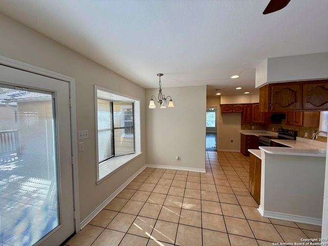 1035 Vanderbilt, San Antonio, TX 78210