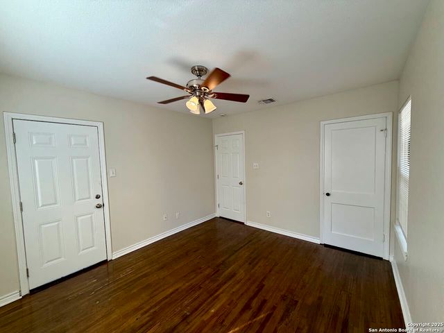 1035 Vanderbilt, San Antonio, TX 78210