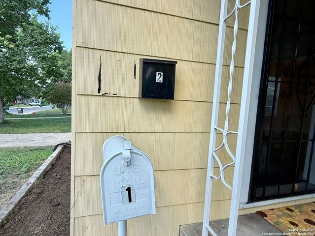 1035 Vanderbilt, San Antonio, TX 78210