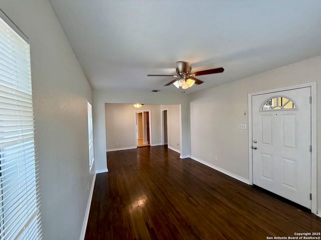 1035 Vanderbilt, San Antonio, TX 78210