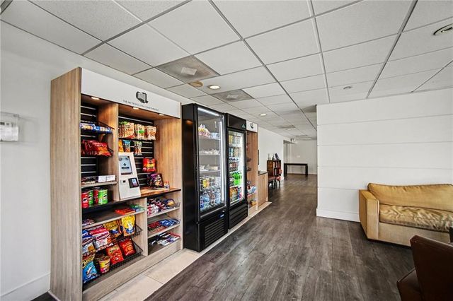 600 E 8th Street 4N, Kansas City, MO 64106