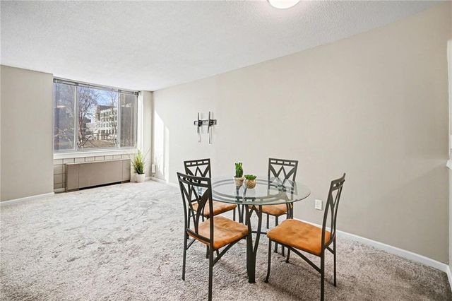 600 E 8th Street 4N, Kansas City, MO 64106