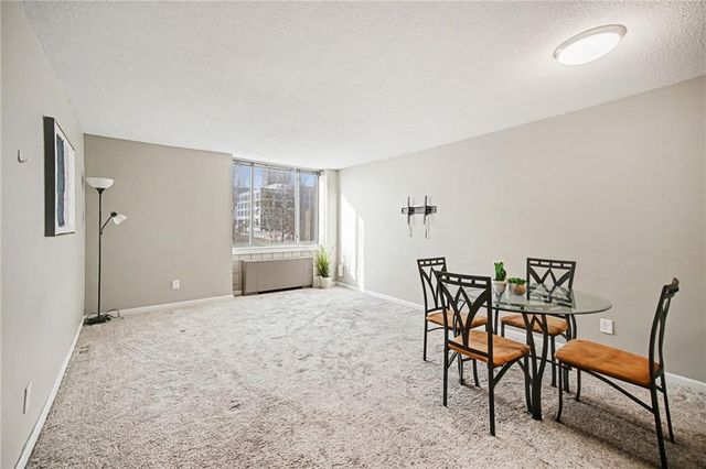 600 E 8th Street 4N, Kansas City, MO 64106