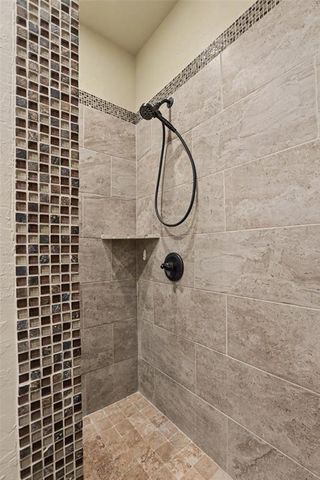 937 Villas Creek Drive, Edmond, OK 73003