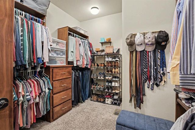 937 Villas Creek Drive, Edmond, OK 73003