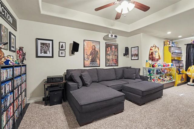 937 Villas Creek Drive, Edmond, OK 73003