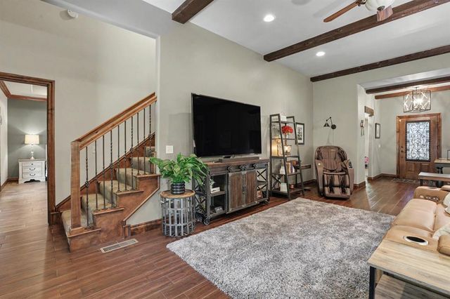 937 Villas Creek Drive, Edmond, OK 73003