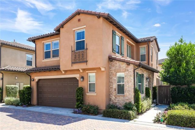 33 Fuchsia, Lake Forest, CA 92630