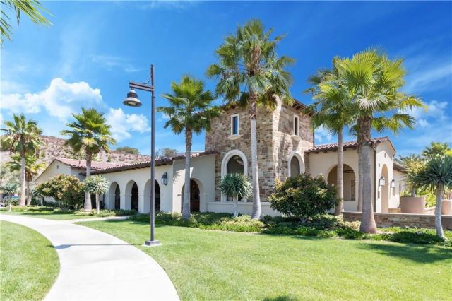 33 Fuchsia, Lake Forest, CA 92630