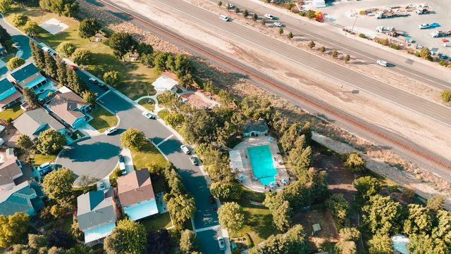 2521 Jubilee Dr, Turlock, CA 95380