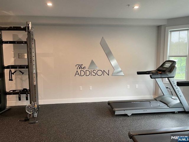 1685 Bergen Boulevard 410, Fort Lee, NJ 07024