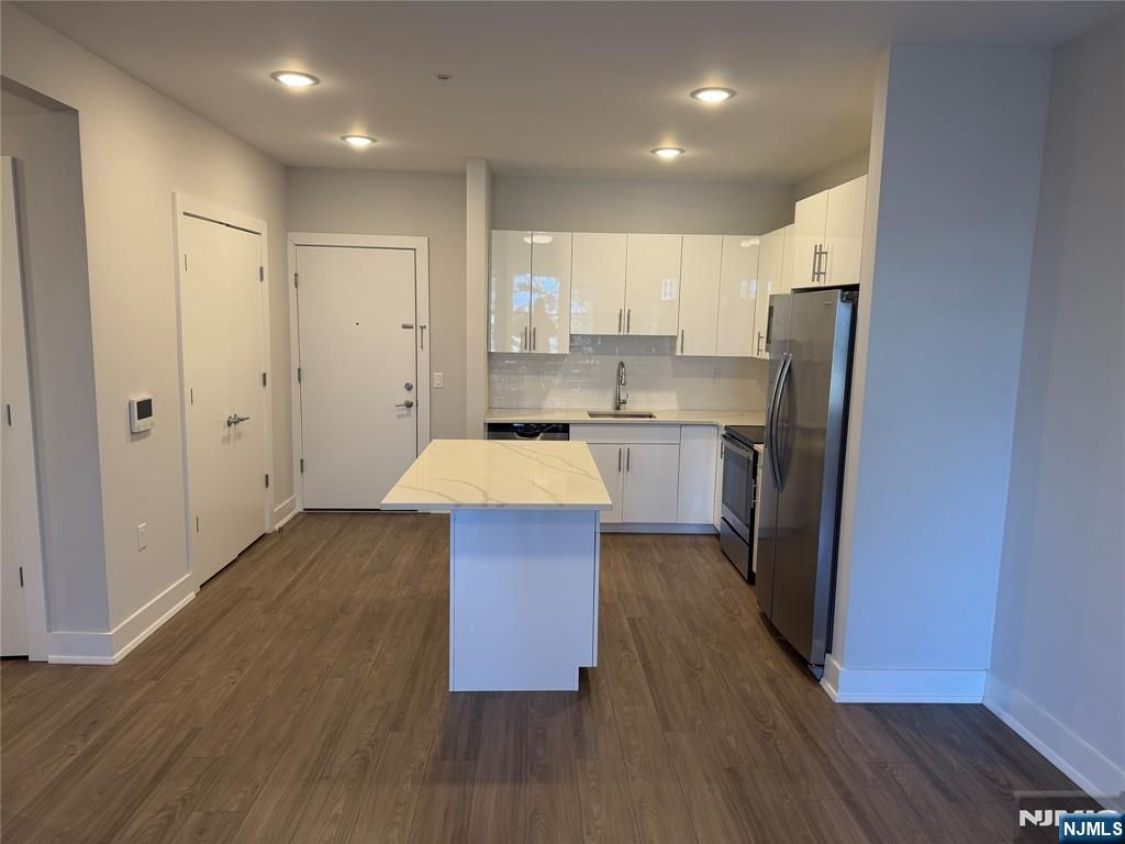 1685 Bergen Boulevard 410, Fort Lee, NJ 07024