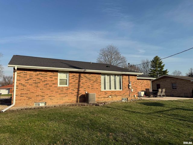 45 LINCOLN Road, Canton, IL 61520