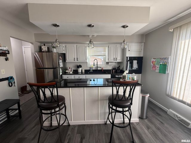 45 LINCOLN Road, Canton, IL 61520