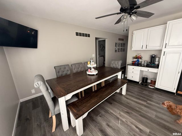 45 LINCOLN Road, Canton, IL 61520