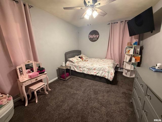 45 LINCOLN Road, Canton, IL 61520