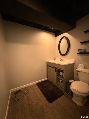 45 LINCOLN Road, Canton, IL 61520