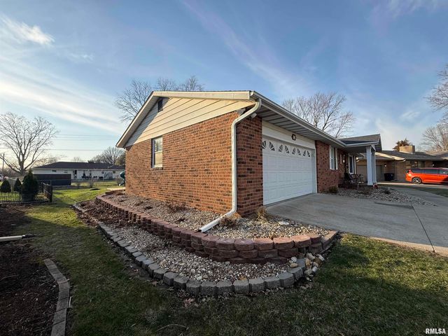 45 LINCOLN Road, Canton, IL 61520
