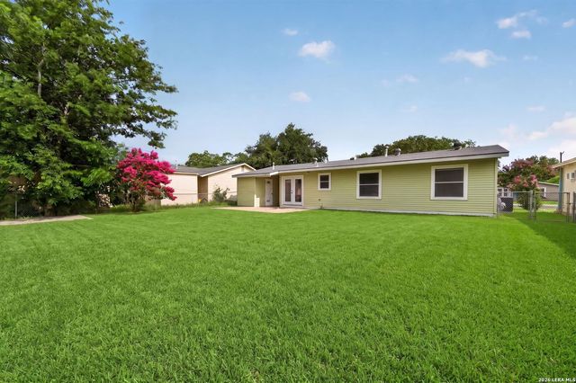 210 HARCOURT AVE, San Antonio, TX 78223